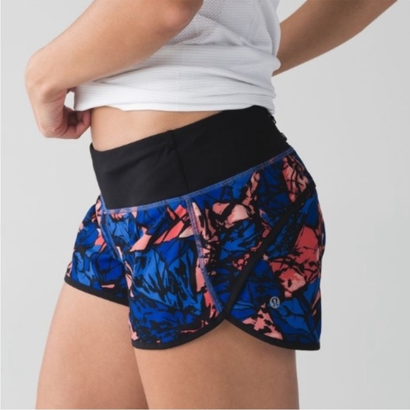lululemon athletica Pants - Lululemon Speed Shorts Paint Storm Harbor Blue Black Lined Size 8